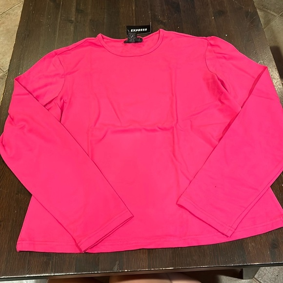 NWT Women’s Express Pink Long Sleeve Tee Size XL - Picture 1 of 3